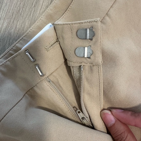 light beige pants - Picture 4 of 4